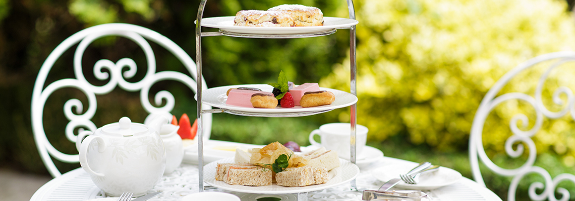 Greenhills Country House Hotel - Al fresco afternoon tea