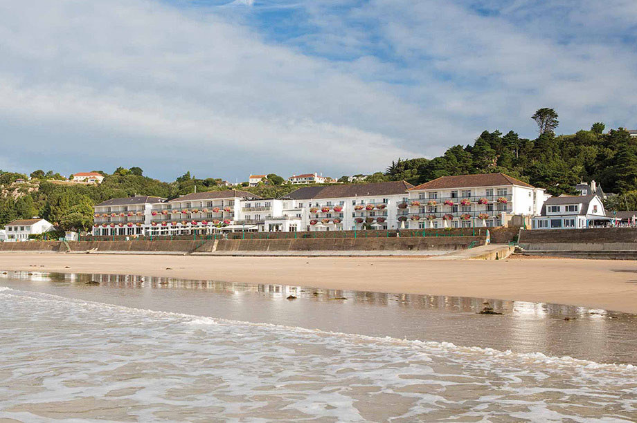 L'Horizon Beach Hotel & Spa