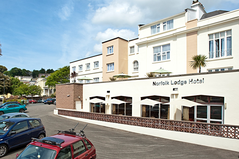 Norfolk Lodge Hotel