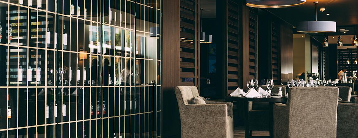 Radisson waterfront restaurant 05