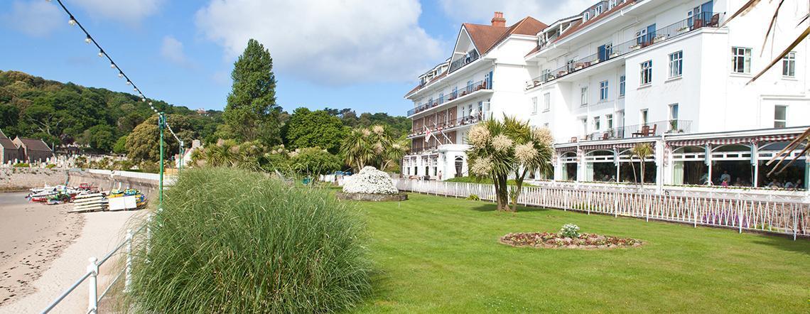 St brelades bay restaurant 01
