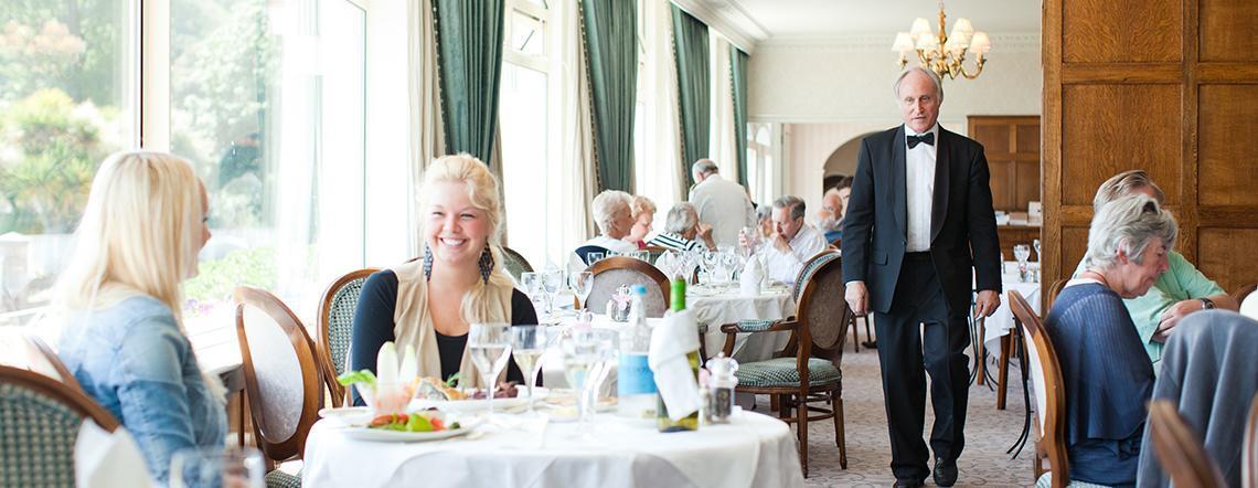 St brelades bay restaurant 02