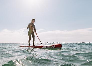 elie paddle boarding